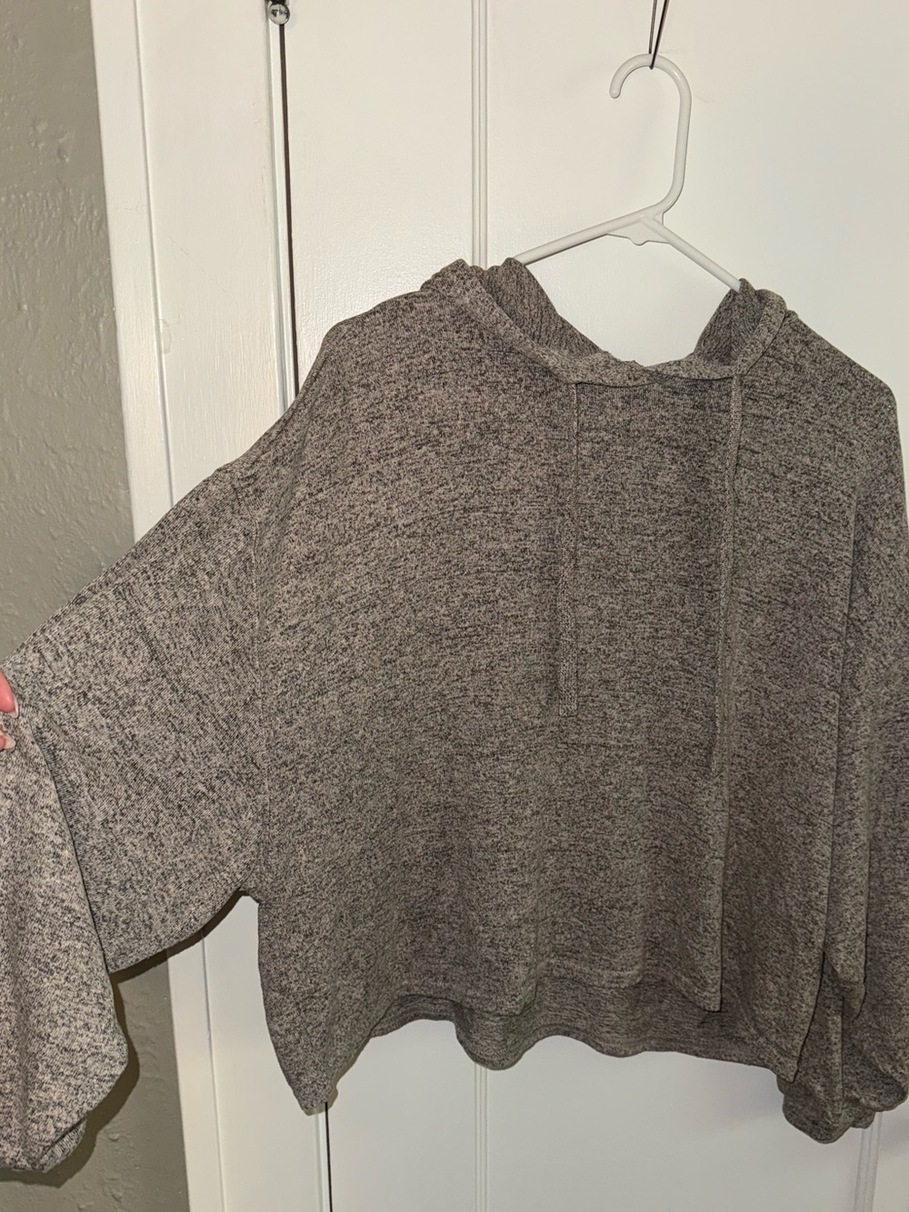 Z Supply light weight pullover hoodie - size small